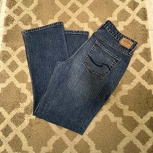 Misses Levi's Signature Midrise Bootcut 8s